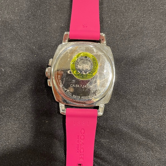 Coach Watch - Picture 2 of 4